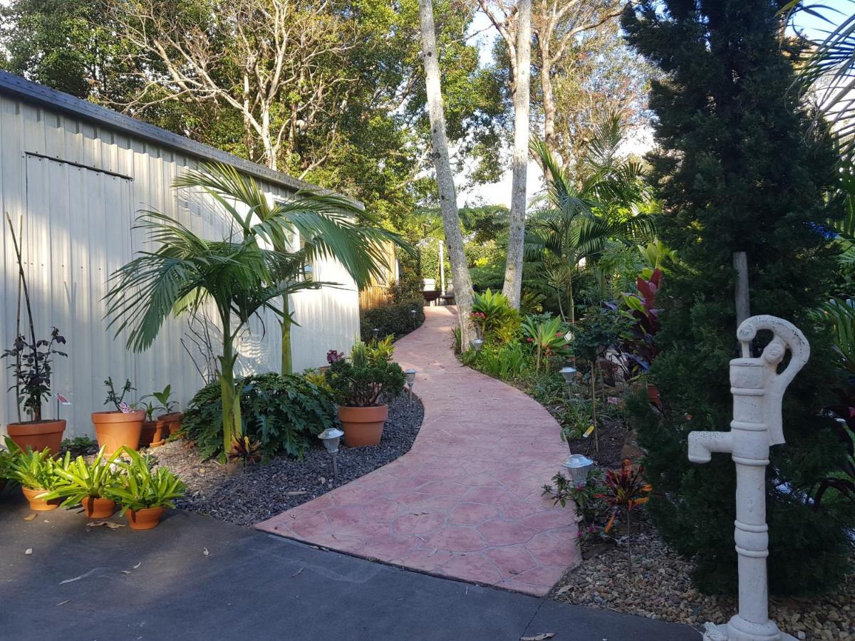 Mapleton Peaceful Provence Bnb Екстериор снимка
