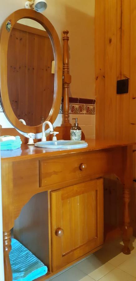 Mapleton Peaceful Provence Bnb Екстериор снимка